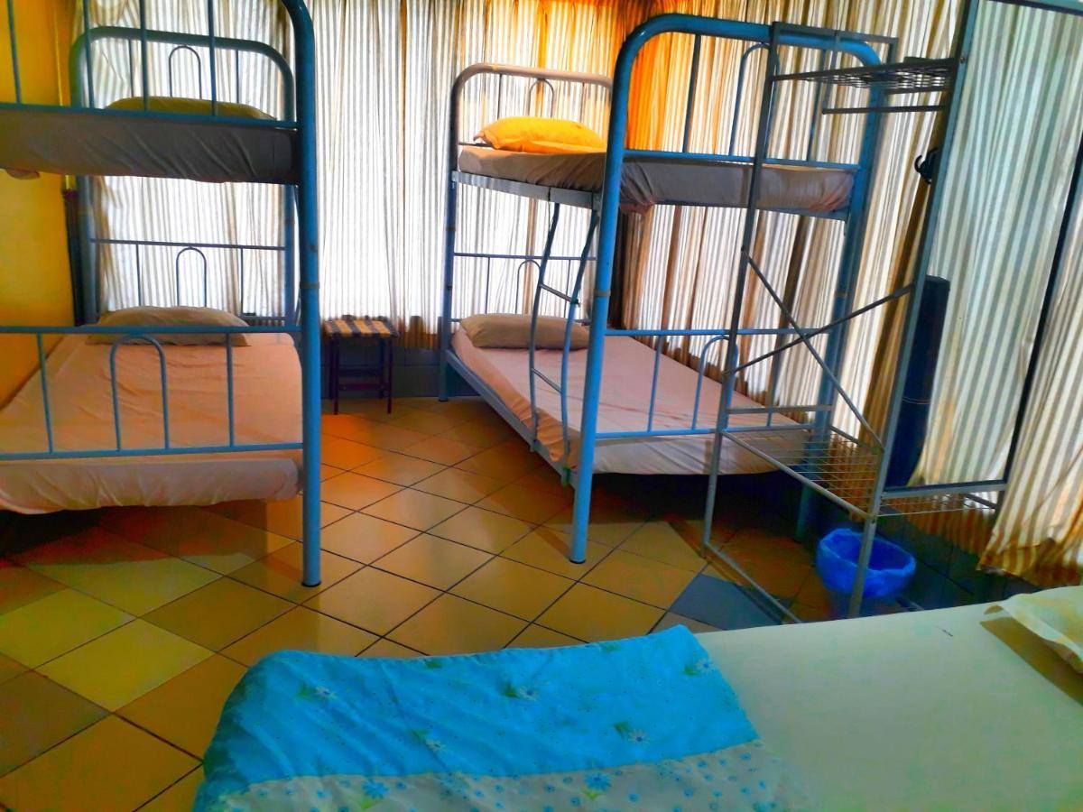 Rose Guesthouse Sandakan Luaran gambar